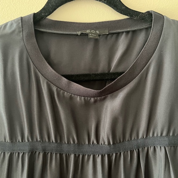 COS Silk Long Sleeve Dress with Drop-Waist Skirt - Black, Size EUR 42 - Picture 3 of 12